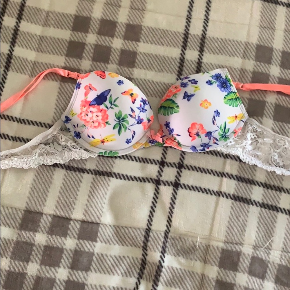3 bras - Picture 4 of 4